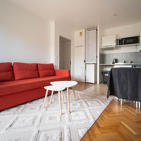 Appartement 10 Mins Disneyland - Jardin Et Parking Montevrain Bagian luar foto