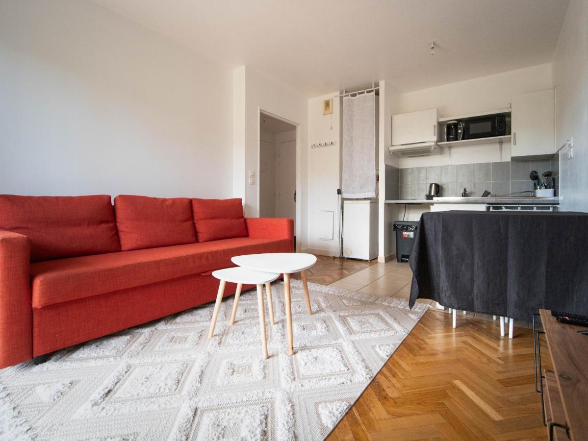 Appartement 10 Mins Disneyland - Jardin Et Parking Montevrain Bagian luar foto
