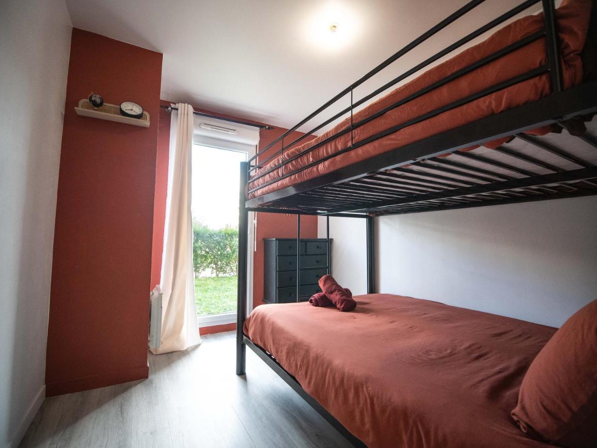 Appartement 10 Mins Disneyland - Jardin Et Parking Montevrain Bagian luar foto